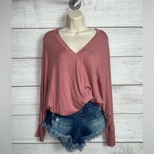 NWT Anthropologie Eri + Ali Dolman Sleeve V Neck Sweater Top Mauve Small 💗